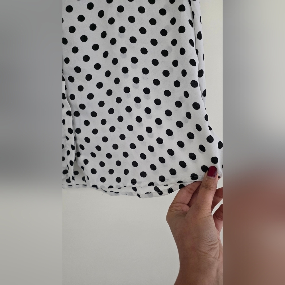 Mandee White & Black Polka Dot Button-Down Blouse | Collared | 3/4 Sleeves | M - Picture 6 of 11